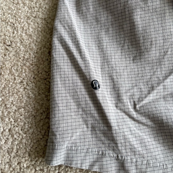 Lululemon grey w/black Plaid Flat Front Chino Gray Shorts Mens Inseam 10 Size 31 - Picture 7 of 12